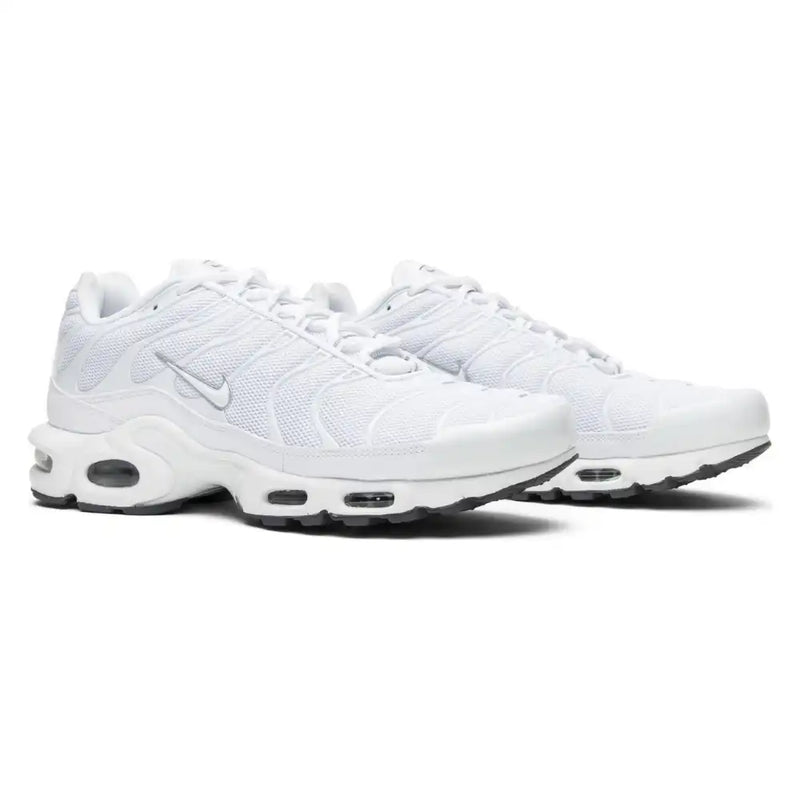 Nike Air Max Plus White - DRIP DOS ARTISTAS 