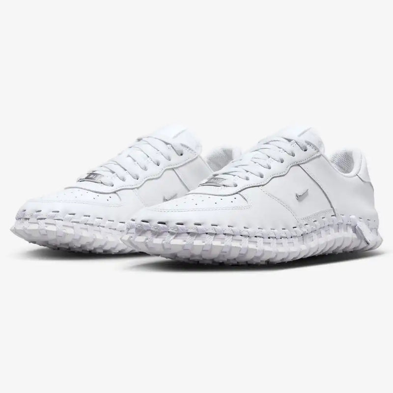 Jacquemus x Nike J Force 1 White - DRIP DOS ARTISTAS 