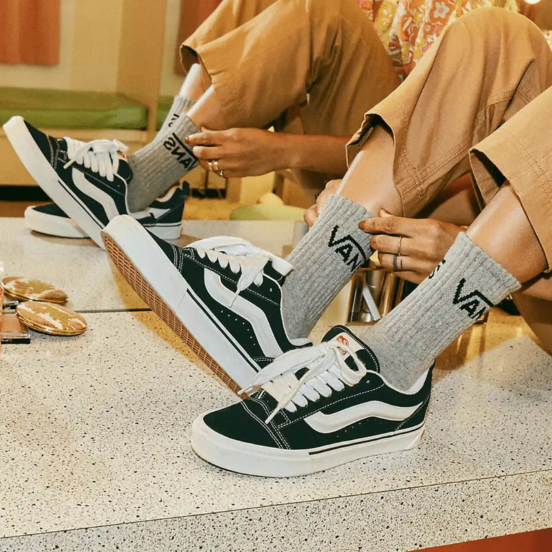 Vans Knu Skool Black True White