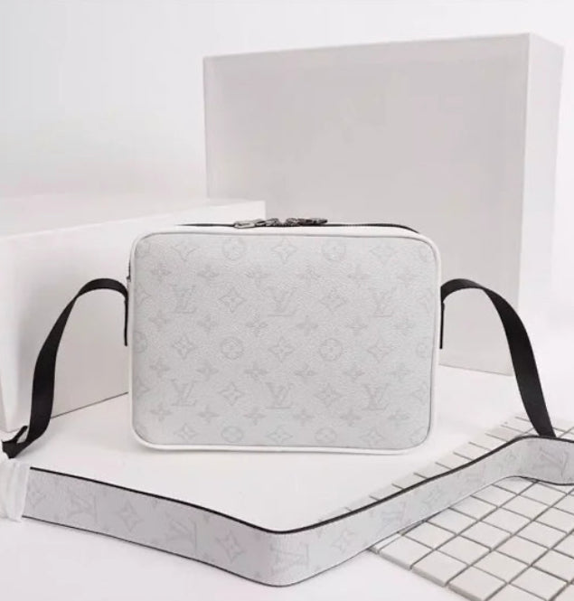Louis Vuitton Bag Outdoor Messenger Optic White