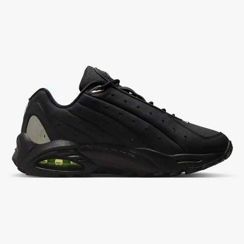 Tênis Nike Hot Step Air Terra Nocta Drake