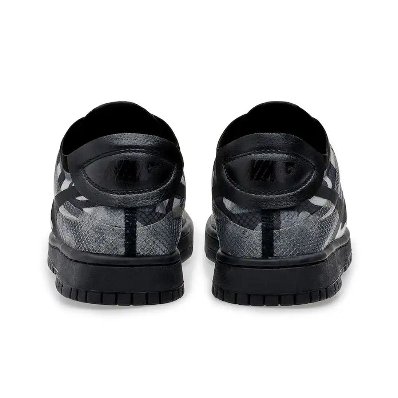 Comme des Garçons x Nike Dunk Low Monogram Print - DRIP DOS ARTISTAS 