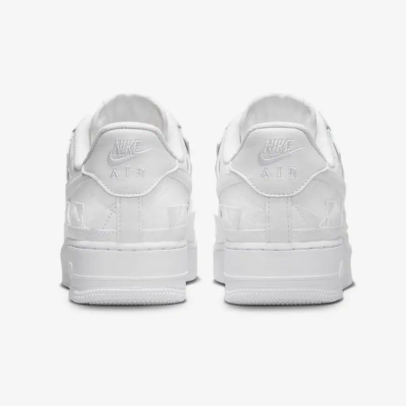Billie Eilish x Nike Air Force 1 Low Triple White - DRIP DOS ARTISTAS 