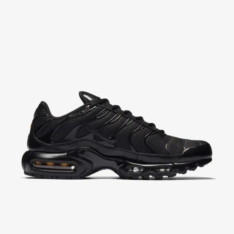 Nike Air Max Plus Triple Black - DRIP DOS ARTISTAS 
