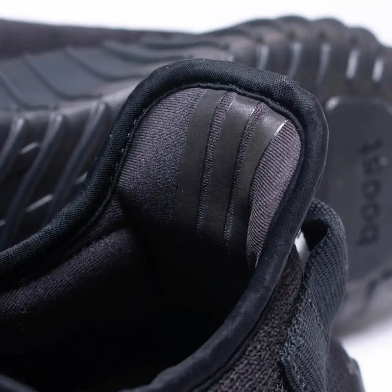 Yeezy Boost 350 V2 Onyx - DRIP DOS ARTISTAS 