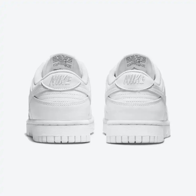 Nike Dunk Low Triple White - DRIP DOS ARTISTAS 
