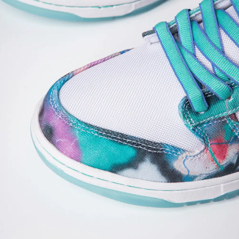 Futura Laboratories x Nike SB Dunk Low White and Geode Teal