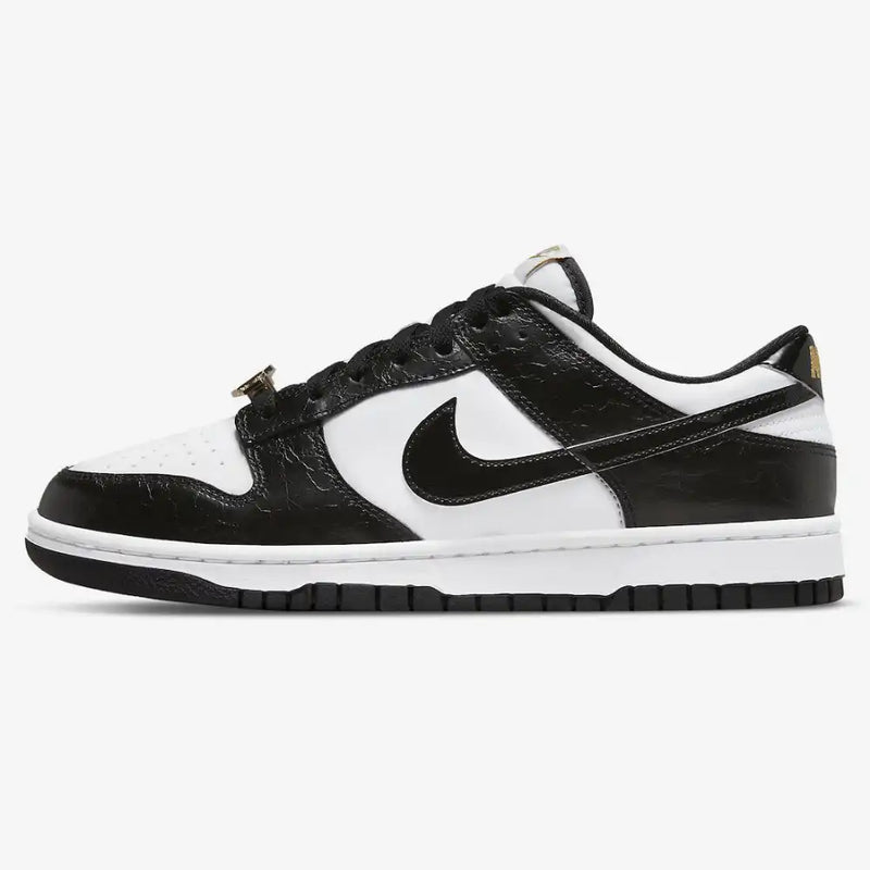 Nike Dunk Low Black World Champ - DRIP DOS ARTISTAS 