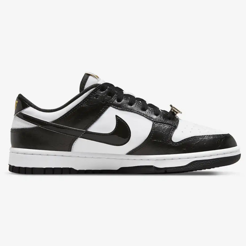 Nike Dunk Low Black World Champ - DRIP DOS ARTISTAS 