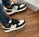 AIR FORCE 1 BALCK WHITE