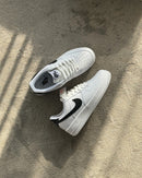 Air Force 1 premium black white