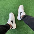 AIR FORCE 1 BRANCO SOLA CARAMELO