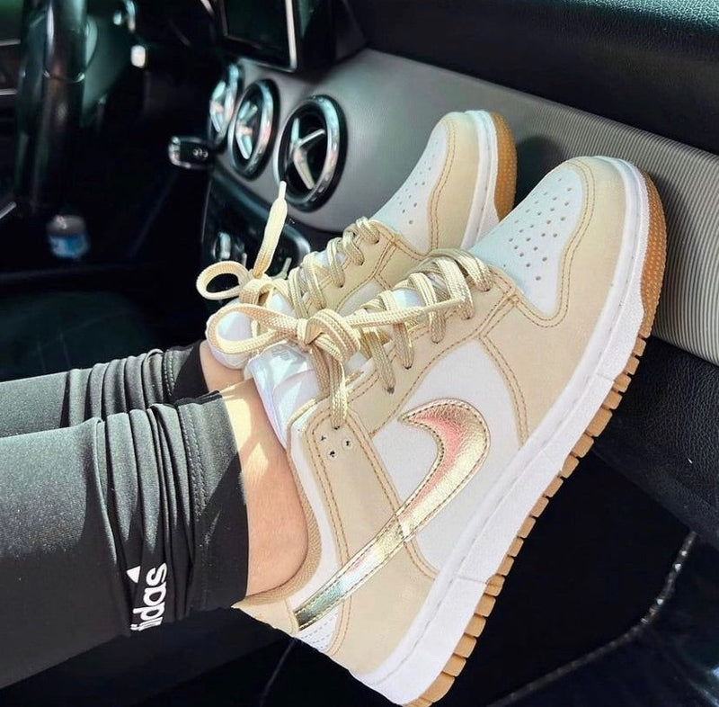 DUNK LOW BRANCO GOLD