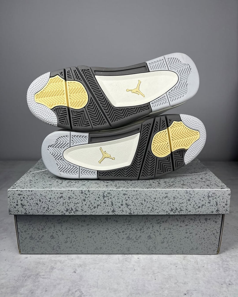 OFERTA LIMITADA - Air Jordan 4 ‘Photon dust’