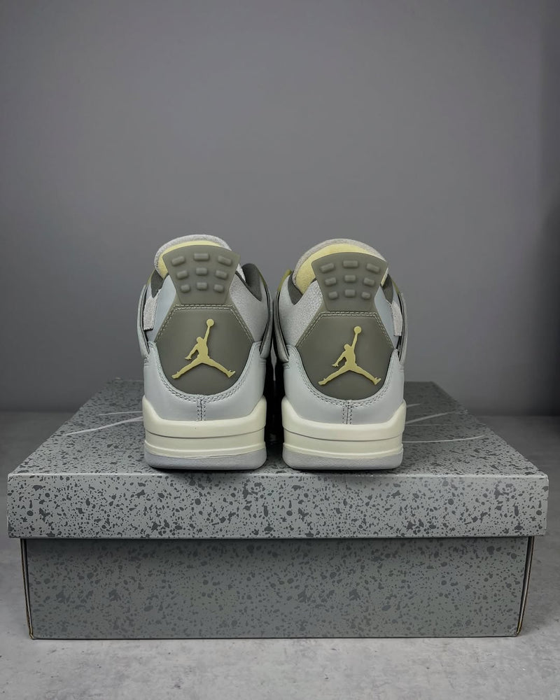 OFERTA LIMITADA - Air Jordan 4 ‘Photon dust’