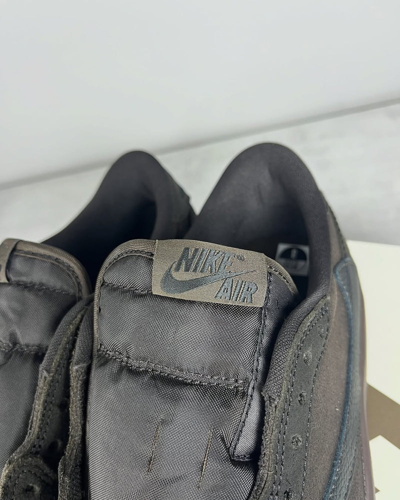 OFERTA LIMITADA - Travis Scott ‘Velvet Brown’