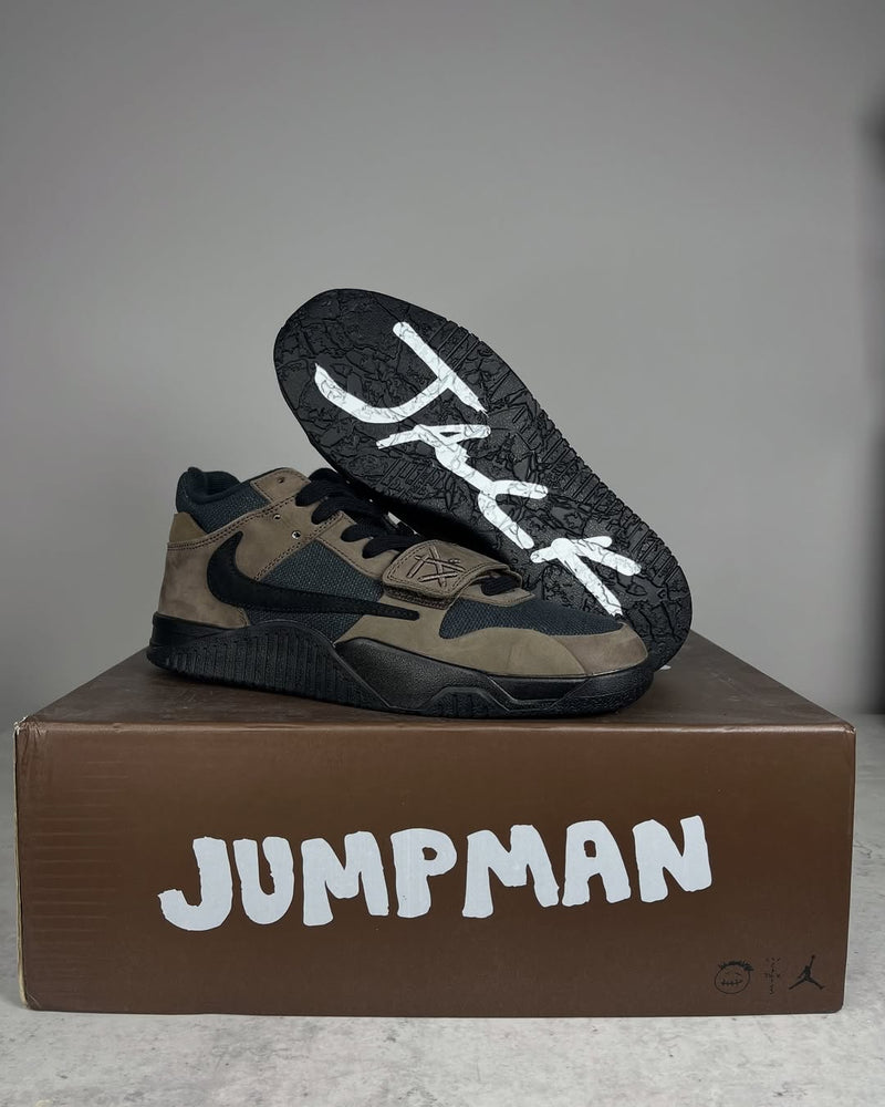 OFERTA LIMITADA -NIKE X TRAVIS