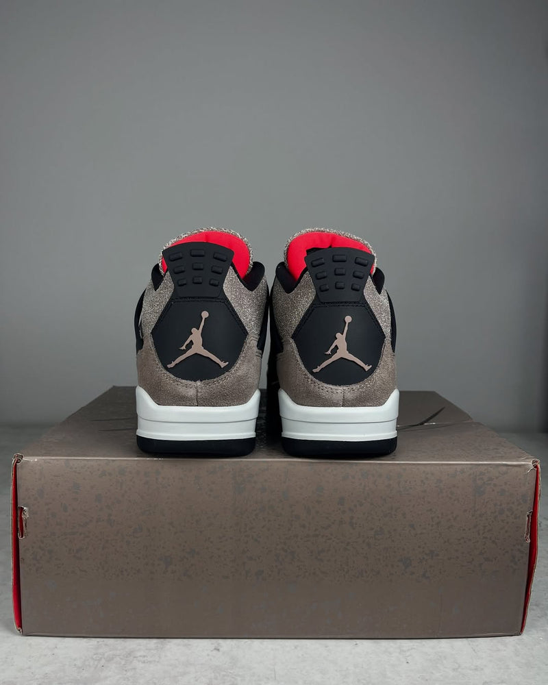 OFERTA LIMITADA - Air Jordan 4 ‘Taupe Haze’