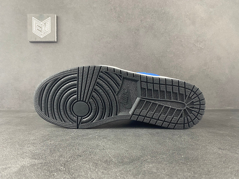 Jordan 1 Mid Signal Blue - DRIP DOS ARTISTAS 