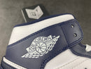Jordan 1 Mid White Metallic Gold Obsidian - DRIP DOS ARTISTAS 
