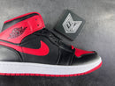 Air Jordan 1 Mid Alternate Bred (2022) - DRIP DOS ARTISTAS 