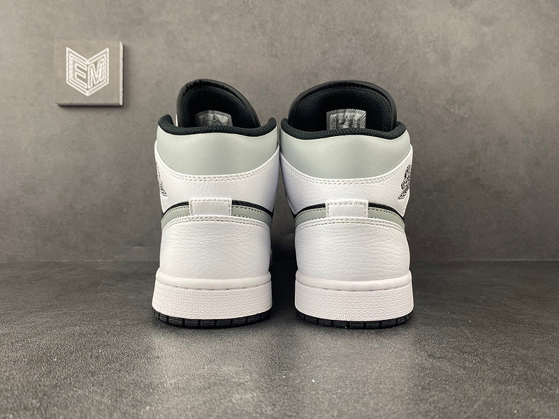Jordan 1 Mid White Shadow - DRIP DOS ARTISTAS 