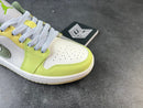 Jordan 1 Low Sail White Oil Green (Women's) - DRIP DOS ARTISTAS 