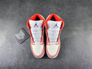 Air Jordan 1 Mid SE Orange Suede (GS) - DRIP DOS ARTISTAS 