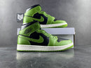 Air Jordan 1 Mid Altitude Green (Women's) - DRIP DOS ARTISTAS 