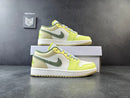 Jordan 1 Low Sail White Oil Green (Women's) - DRIP DOS ARTISTAS 