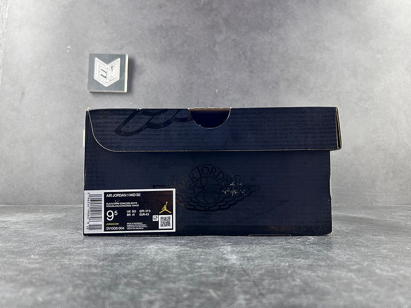 Air Jordan 1 Mid SE Space Jam - DRIP DOS ARTISTAS 