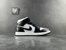 Air Jordan 1 Mid Panda (Women's) - DRIP DOS ARTISTAS 