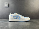 Jordan 1 Low SE Reverse Ice Blue (Women's) - DRIP DOS ARTISTAS 