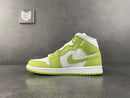 Air Jordan 1 Mid Green Python (W) - DRIP DOS ARTISTAS 