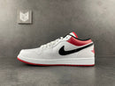 Jordan 1 Low White University Red Black - DRIP DOS ARTISTAS 