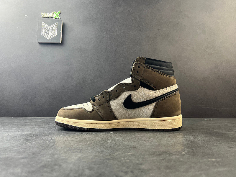 Air Jordan 1 Retro High OG SP Travis Scott - DRIP DOS ARTISTAS 