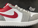 Jordan 1 Low SE Light Smoke Grey Gym Red - DRIP DOS ARTISTAS 