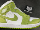 Air Jordan 1 Mid Green Python (W) - DRIP DOS ARTISTAS 