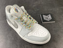 Jordan 1 Low SE Tear Away Silver - DRIP DOS ARTISTAS 