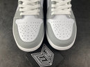 Jordan 1 Low Wolf Grey (W) - DRIP DOS ARTISTAS 