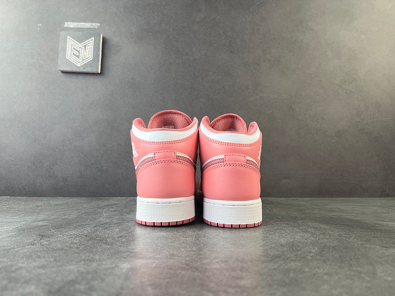 Jordan 1 Mid Valentine's Day (2023) (GS) - DRIP DOS ARTISTAS 