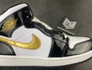 Jordan 1 Mid Patent Black White Gold - DRIP DOS ARTISTAS 