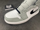 Air Jordan 1 Mid Light Smoke Grey - DRIP DOS ARTISTAS 