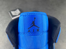 Jordan 1 Mid Signal Blue - DRIP DOS ARTISTAS 