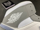 Jordan 1 Mid Wolf Grey Aluminum - DRIP DOS ARTISTAS 