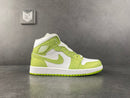 Air Jordan 1 Mid Green Python (W) - DRIP DOS ARTISTAS 
