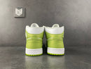 Air Jordan 1 Mid Green Python (W) - DRIP DOS ARTISTAS 