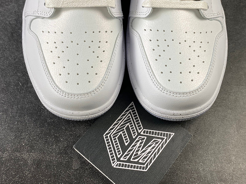 Jordan 1 Low SE Dare to Fly - DRIP DOS ARTISTAS 