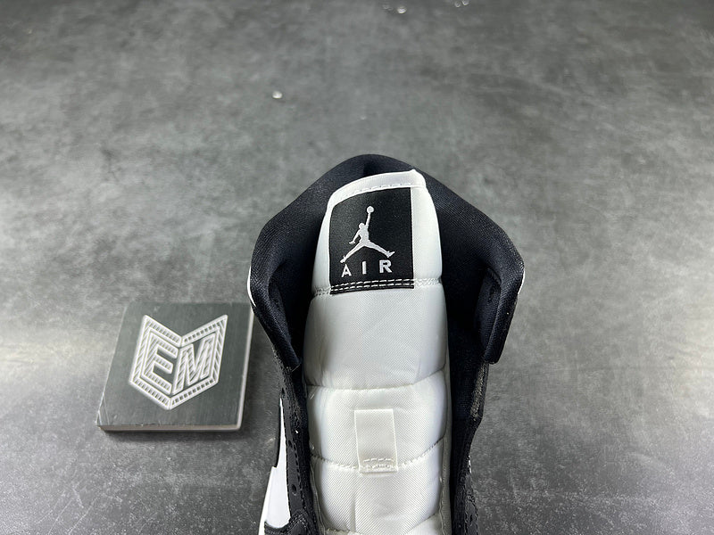 Air Jordan 1 Mid Panda (Women's) - DRIP DOS ARTISTAS 