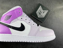 Air Jordan 1 Mid Barely Grape (GS) - DRIP DOS ARTISTAS 